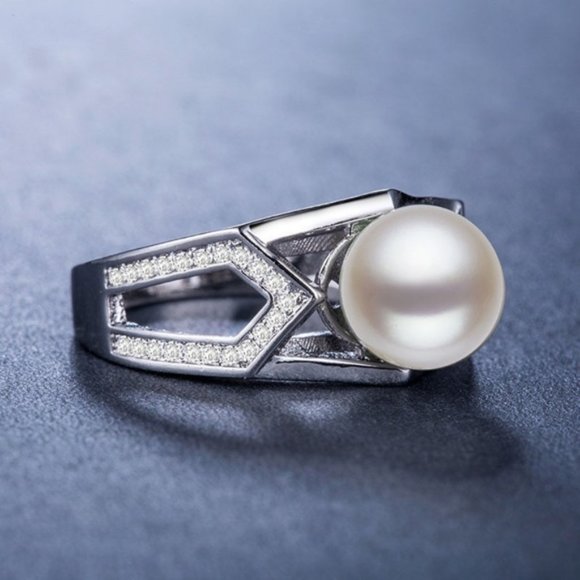New 925 Silver Ring Round Cut White Pearl - Picture 3 of 3